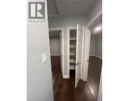 100 LAURIS Avenue - 24