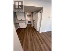 100 LAURIS Avenue - 28