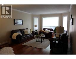 24 CANNING Crescent - 20