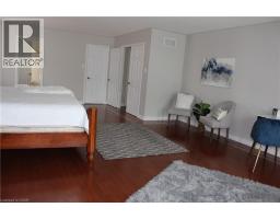 24 CANNING Crescent - 28