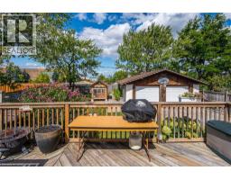 77 ROBERTS Crescent - 33