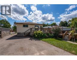 77 ROBERTS Crescent - 40