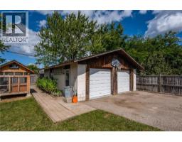 77 ROBERTS Crescent - 42