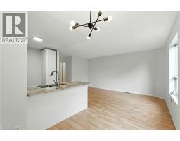 39 FOXBOROUGH Drive - 16
