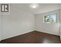 25 UPPER CANADA Drive UnitNo. 17 - 20