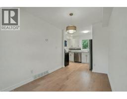 25 UPPER CANADA Drive UnitNo. 17 - 9