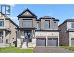 17 MARY WATSON Street - 11