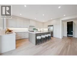 17 MARY WATSON Street - 20