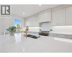 17 MARY WATSON Street - 21