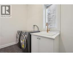 17 MARY WATSON Street - 26