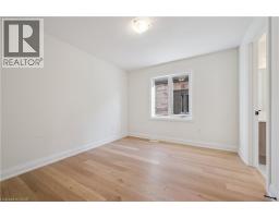 17 MARY WATSON Street - 31