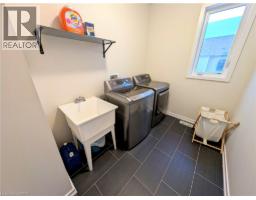 37 MULL Avenue - 26