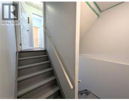 37 MULL Avenue - 37
