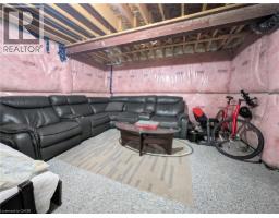 37 MULL Avenue - 40