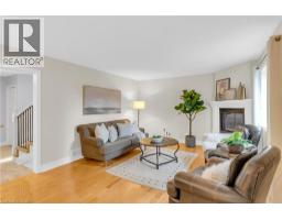 214 DARTMOOR Crescent - 10