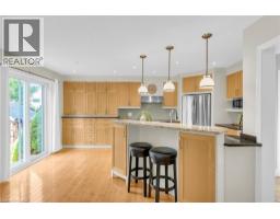 214 DARTMOOR Crescent - 14