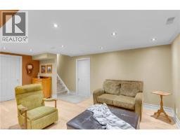 214 DARTMOOR Crescent - 25
