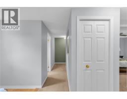 214 DARTMOOR Crescent - 37