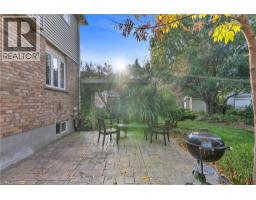 214 DARTMOOR Crescent - 40