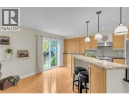 214 DARTMOOR Crescent - 9