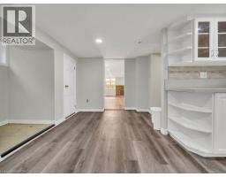 860 VINE Street - 40