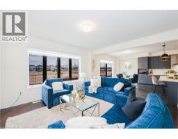 22 OAKTREE Drive - 10