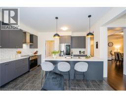 22 OAKTREE Drive - 15