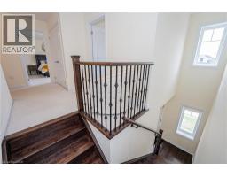 22 OAKTREE Drive - 22