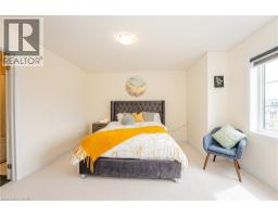 22 OAKTREE Drive - 36