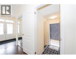 22 OAKTREE Drive - 40