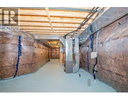 22 OAKTREE Drive - 46