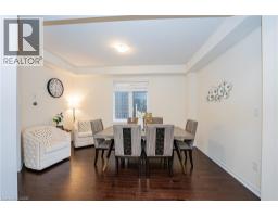 22 OAKTREE Drive - 7