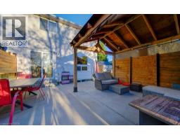 112 HIGHBROOK Street - 4