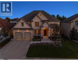 541 FALCONRIDGE Crescent - 3