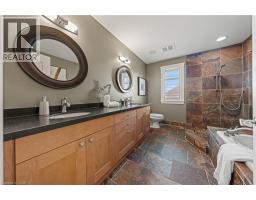 541 FALCONRIDGE Crescent - 33