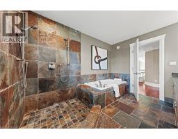 541 FALCONRIDGE Crescent - 34