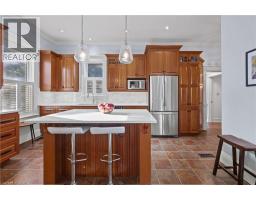 415 WALLACE Avenue N - 18