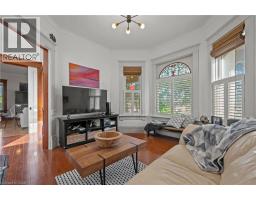 415 WALLACE Avenue N - 27