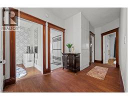415 WALLACE Avenue N - 29