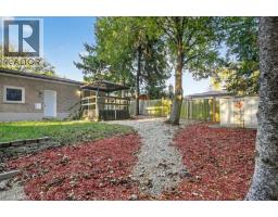 266 GRANGEWOOD Court - 24