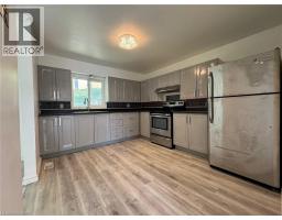 648 DOON VILLAGE Road UnitNo. 5 - 2