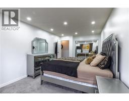 445 PIONEER Drive UnitNo. 4 - 13