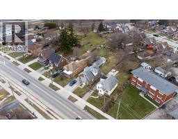 296 OTTAWA Street S - 3