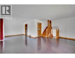 18 KINGSTON Crescent - 12