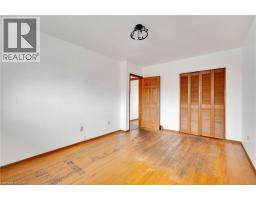 18 KINGSTON Crescent - 14