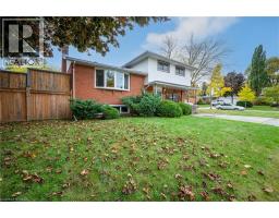 18 KINGSTON Crescent - 3