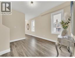 256 W KING Street - 10