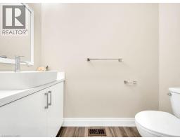 256 W KING Street - 12