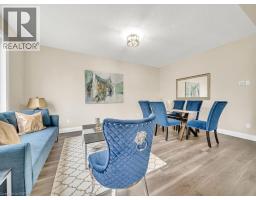 256 W KING Street - 15