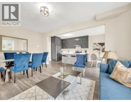 256 W KING Street - 16